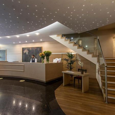 Amalia Hotel Athena Bagian luar foto