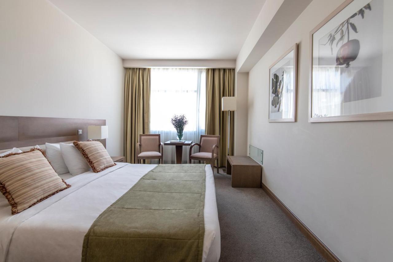 Amalia Hotel Athena Bagian luar foto